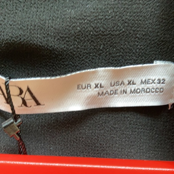 Zara Gold dress - Picture 5 of 5